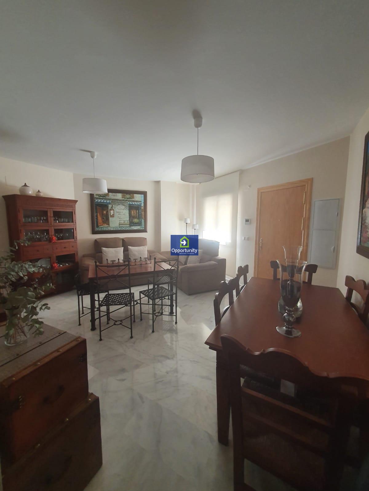 Luxury Apartment for sale in La Zubia, 90.000 €
