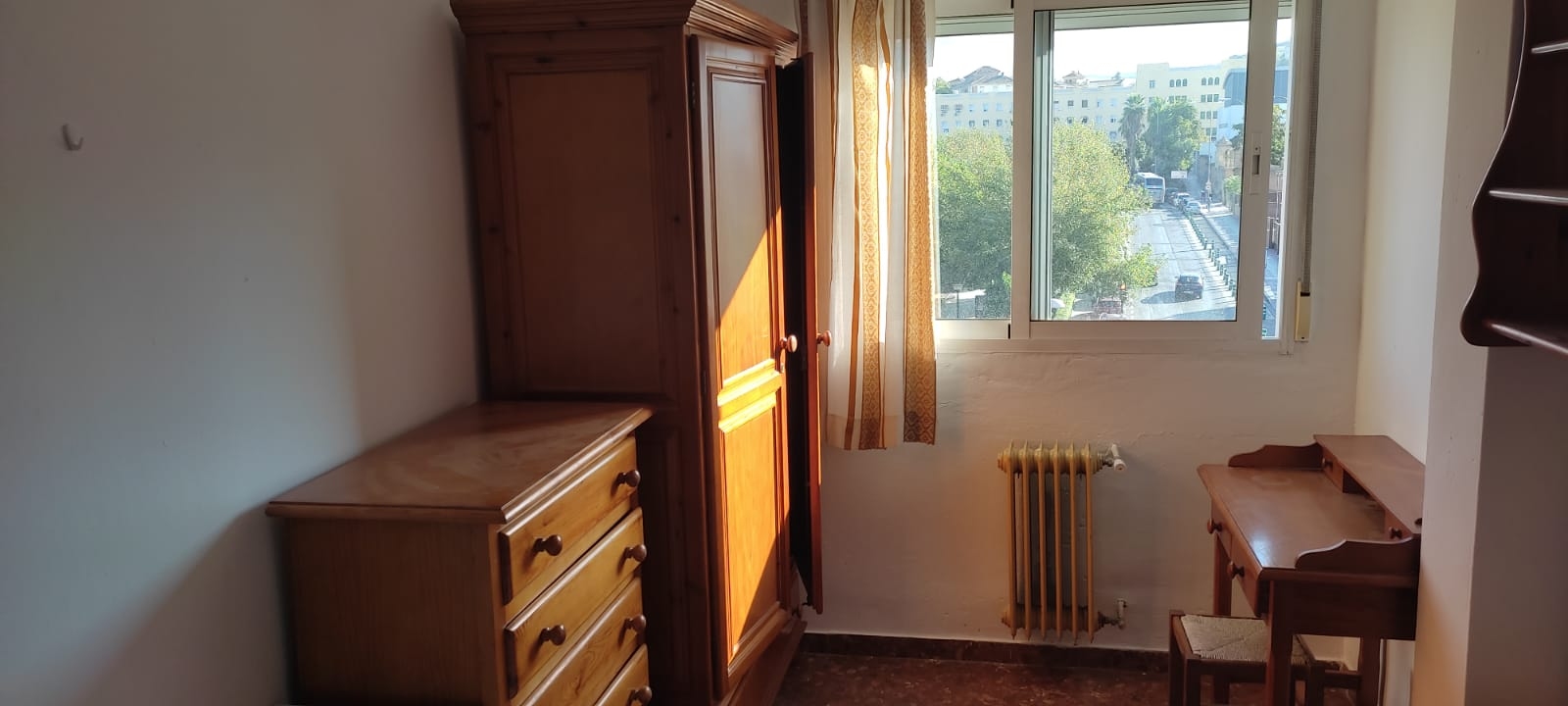 Flat for rent in Plaza de Toros-Doctores-San Lázaro (Granada)