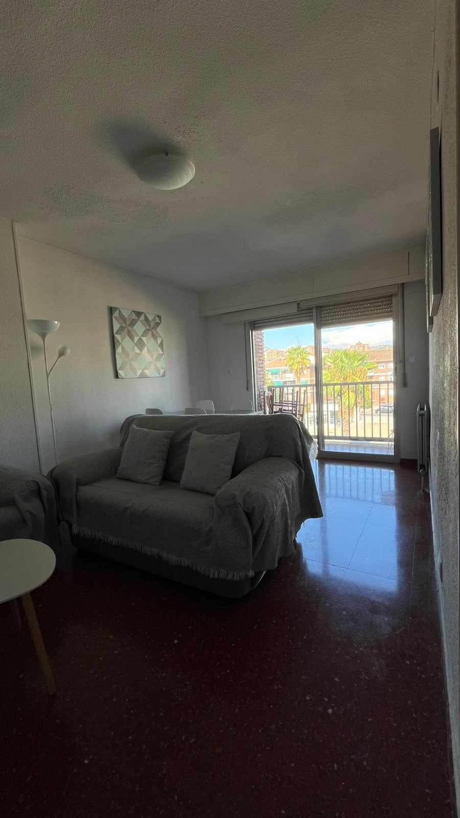 ESTUPENDO PISO COMPLETO O POR HABITACIONES CON CALEFACCIÓN DE TRES DORMITORIOS EN SAN FRANCISCO JAVIER