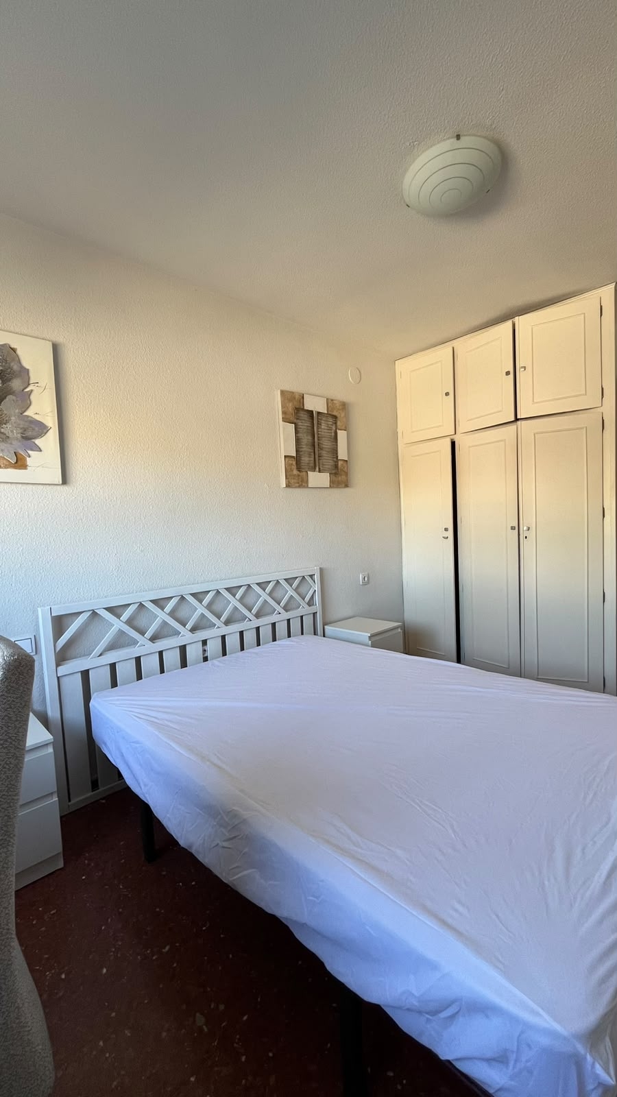 ESTUPENDO PISO COMPLETO O POR HABITACIONES CON CALEFACCIÓN DE TRES DORMITORIOS EN SAN FRANCISCO JAVIER