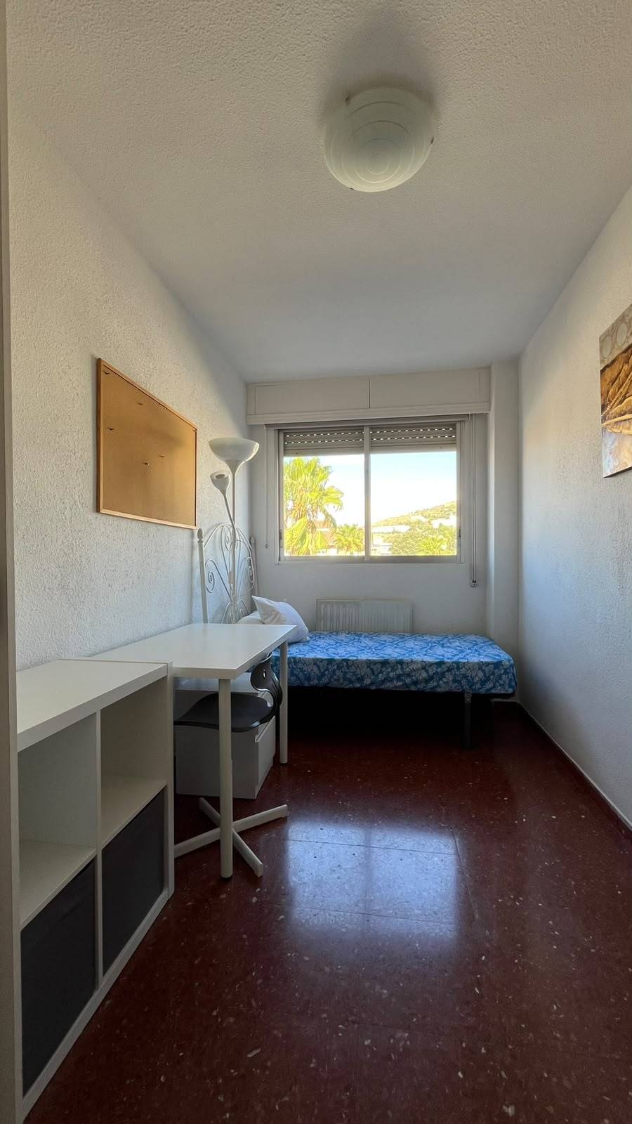 ESTUPENDO PISO COMPLETO O POR HABITACIONES CON CALEFACCIÓN DE TRES DORMITORIOS EN SAN FRANCISCO JAVIER