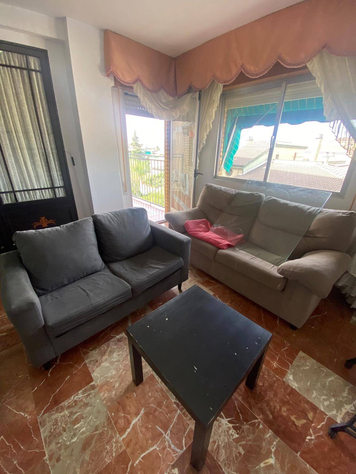 Flat te huur in Cervantes (Granada)