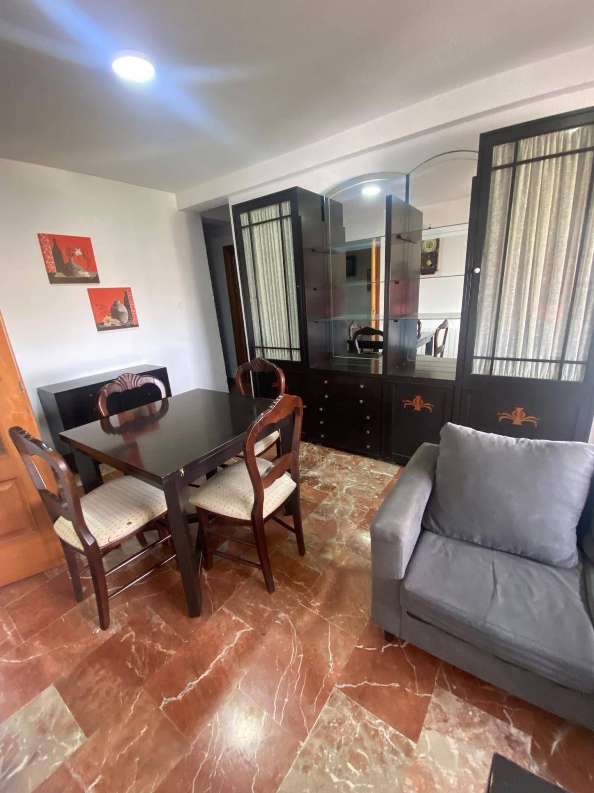 Flat te huur in Cervantes (Granada)