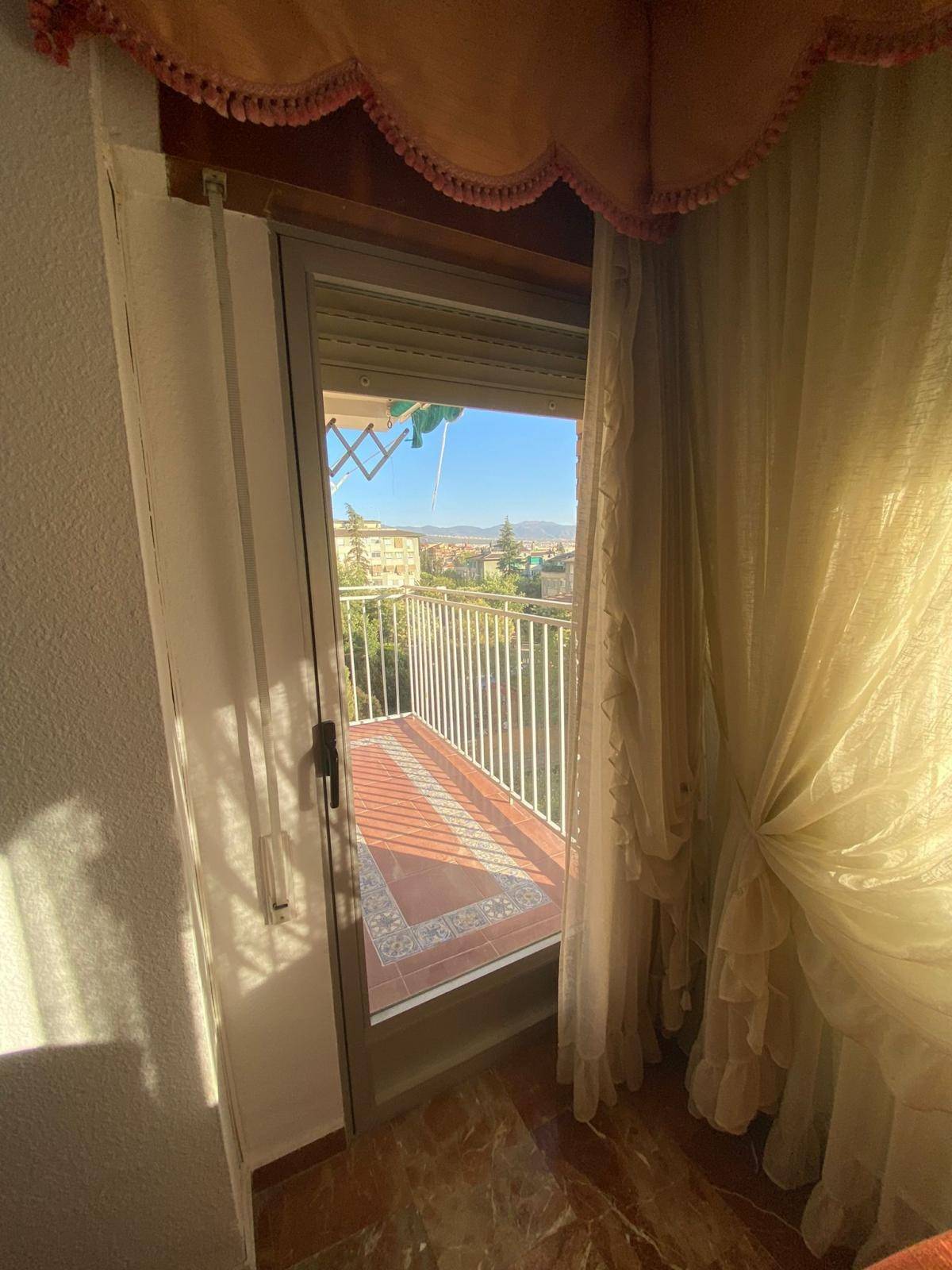 Flat te huur in Cervantes (Granada)