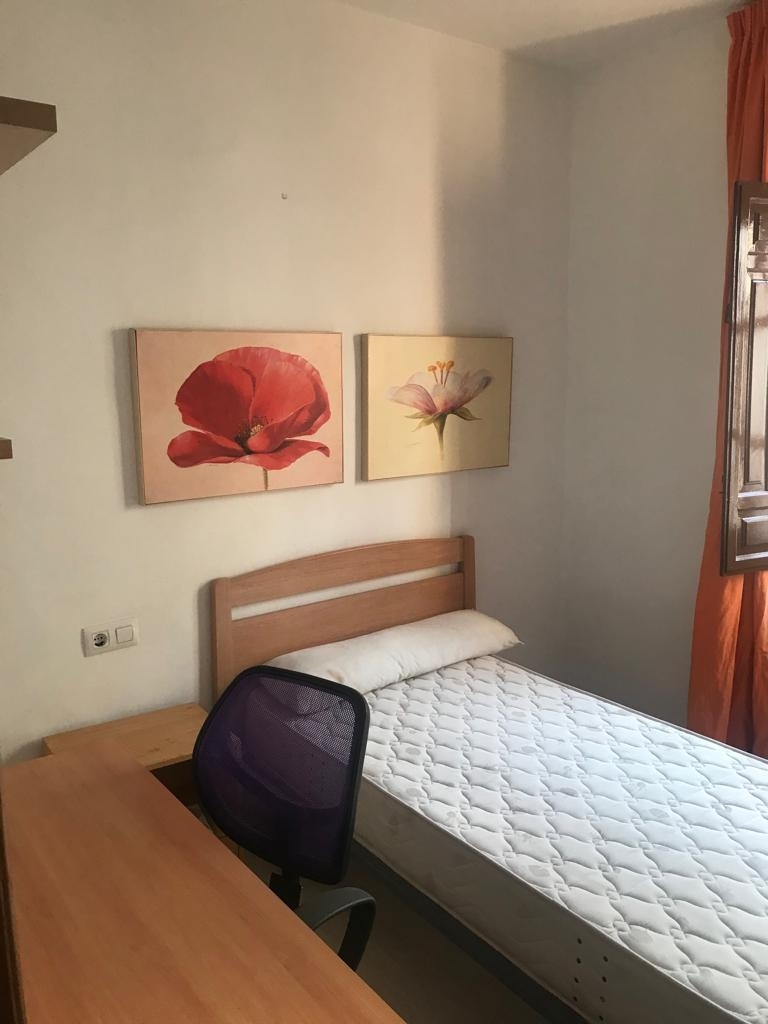 Apartamento en alquiler en Cercado Bajo de Cartuja (Granada)