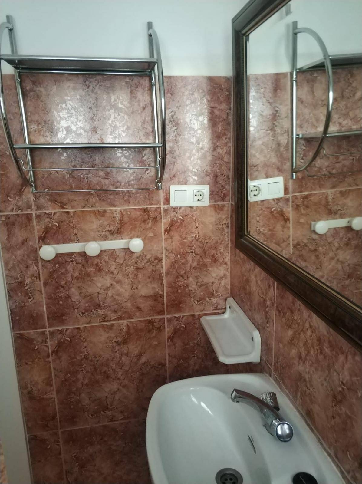 Pieni huoneisto vuokrattavissa Camino de Ronda (Granada)