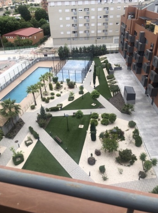 Takvåning uthyres i Campus de la Salud (Granada)
