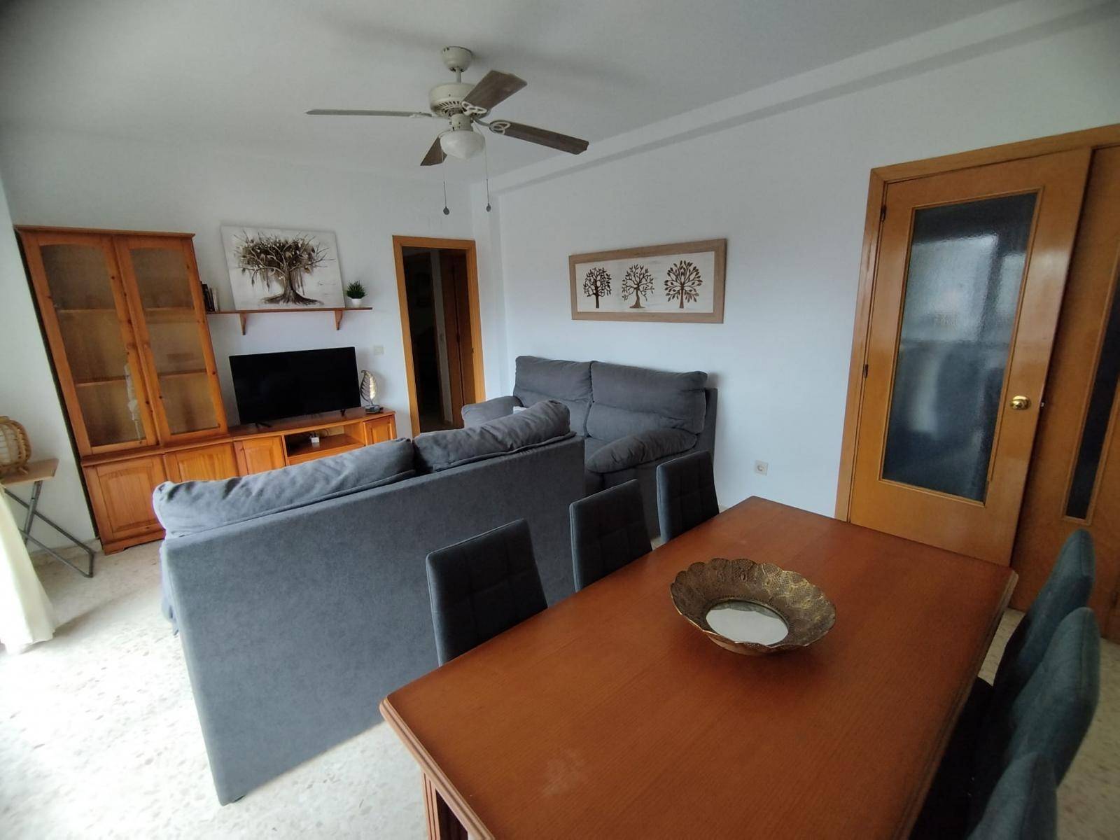 Flat for rent in Joaquina Eguaras (Granada)