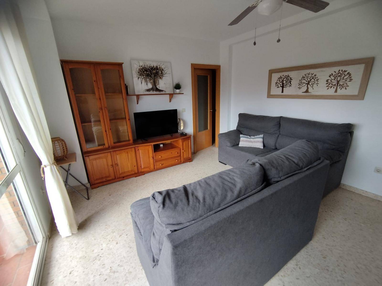Flat for rent in Joaquina Eguaras (Granada)