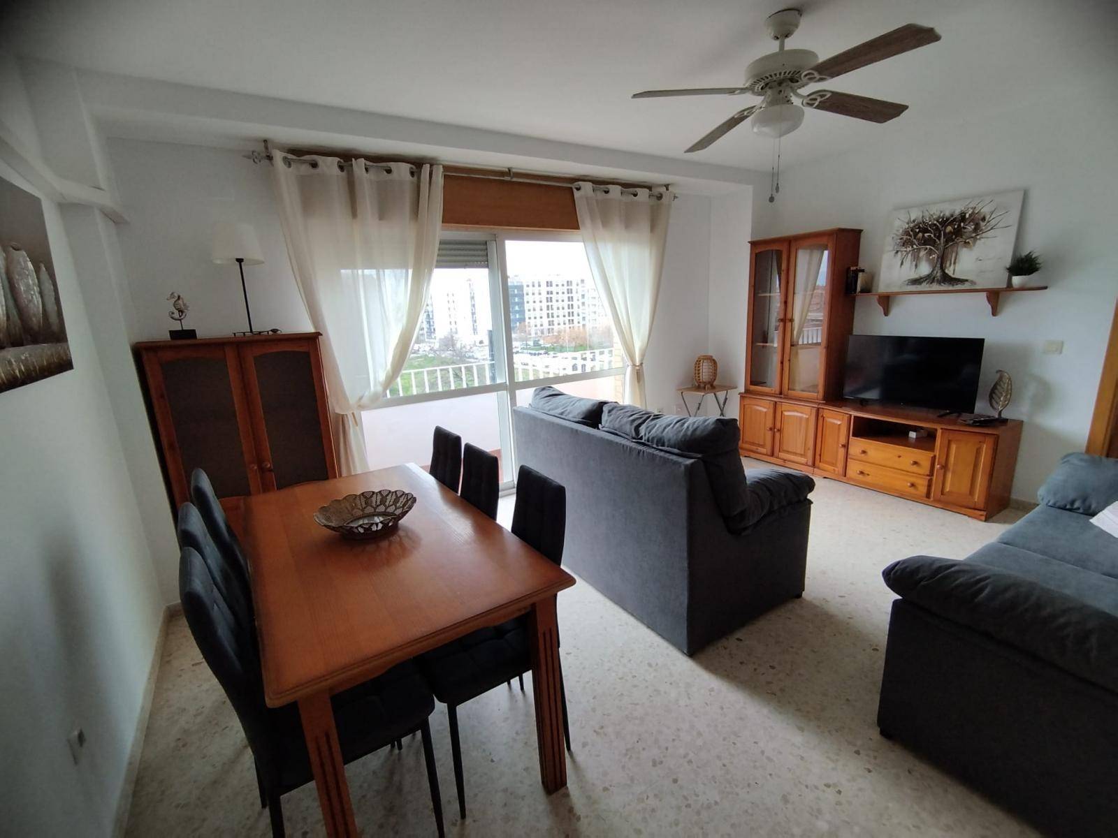 Flat for rent in Joaquina Eguaras (Granada)