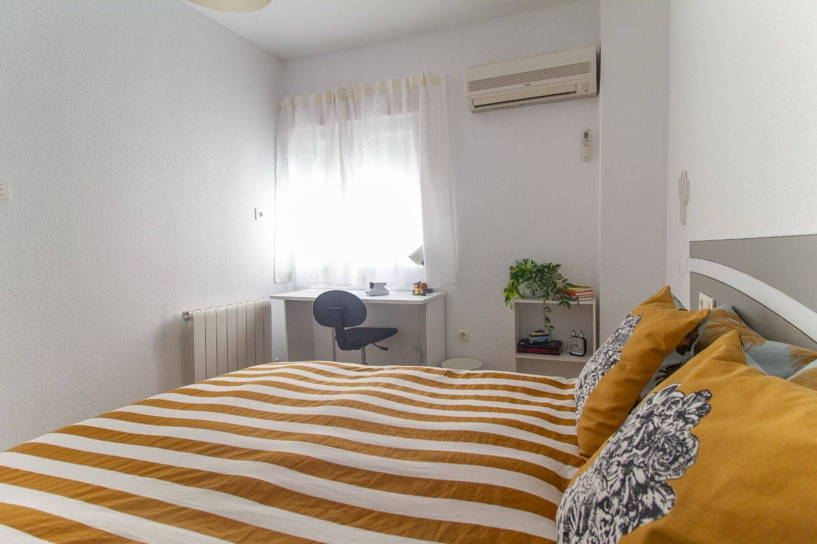 Huoneisto vuokrattavissa Centro-Sagrario (Granada)
