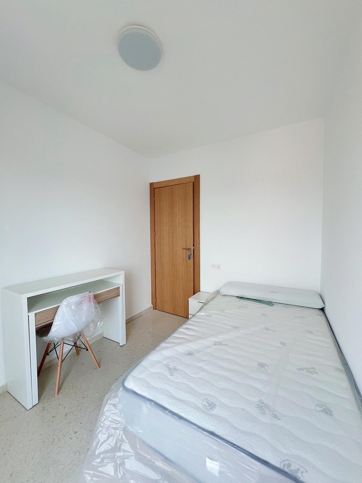 Penthouse udlejes i Cartuja (Granada)