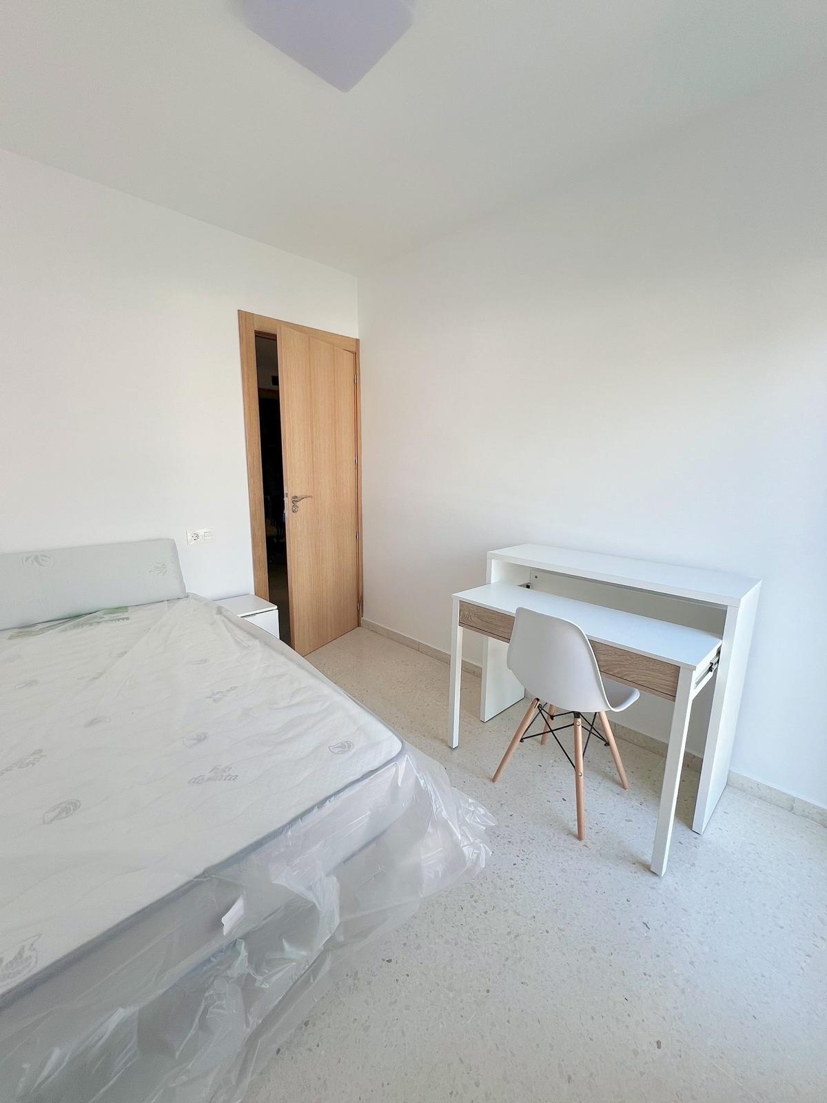 Penthouse udlejes i Cartuja (Granada)