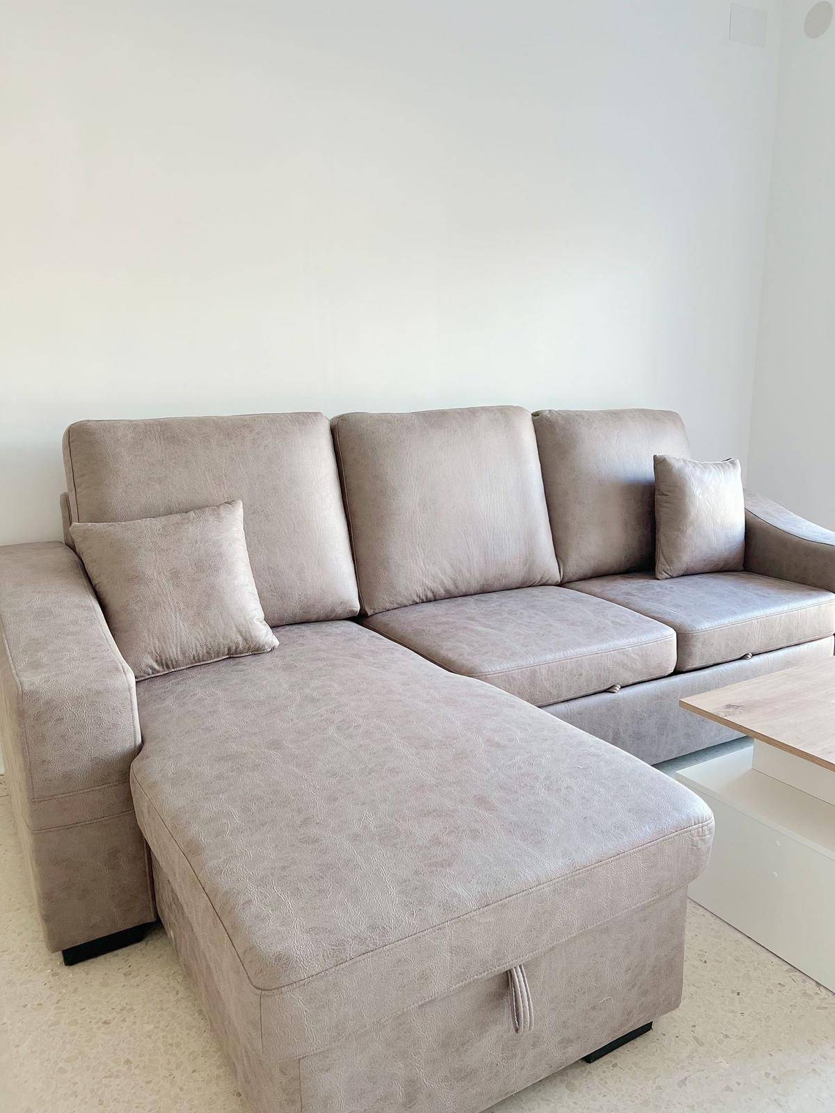 Penthouse udlejes i Cartuja (Granada)