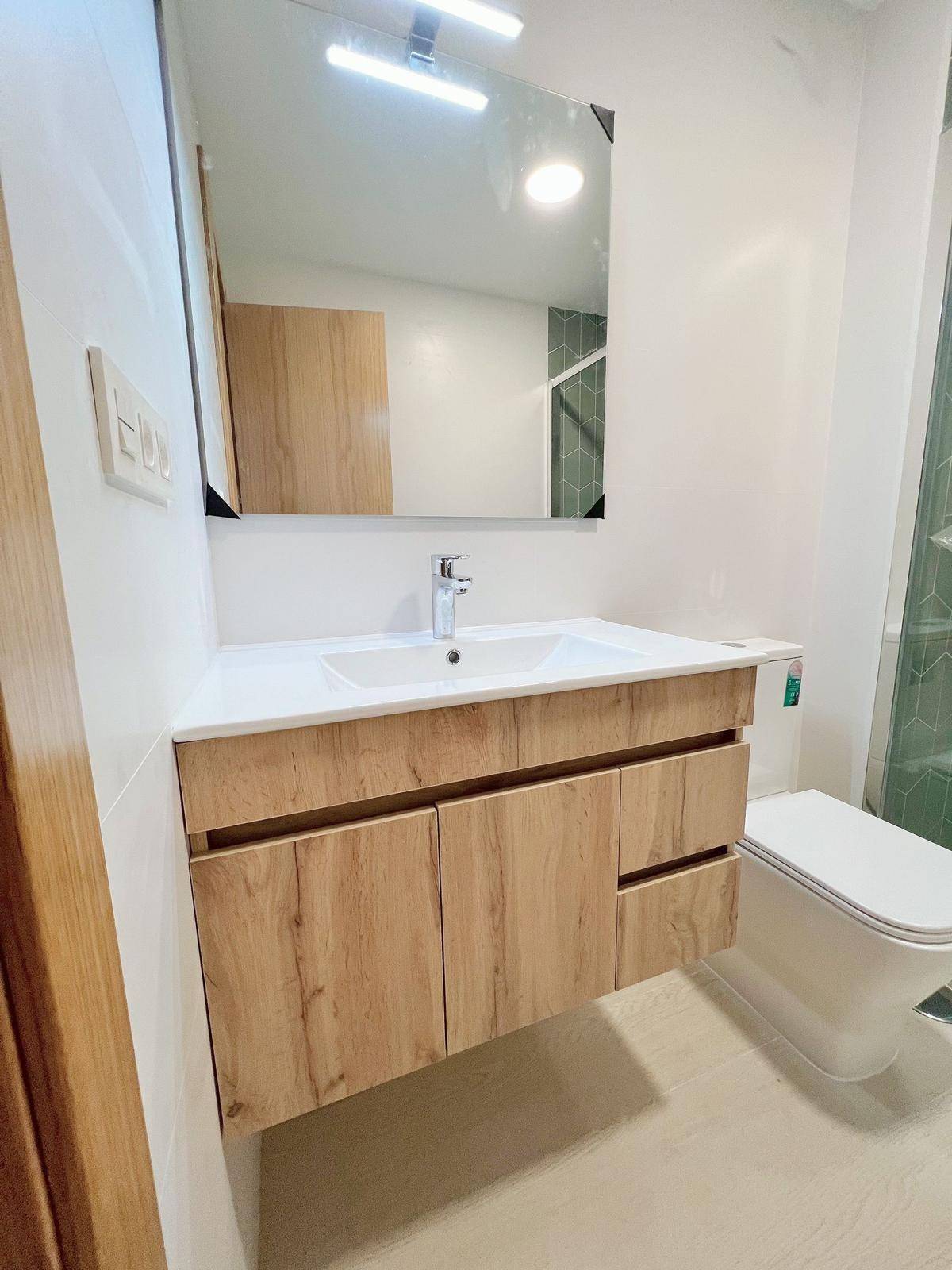 Penthouse udlejes i Cartuja (Granada)