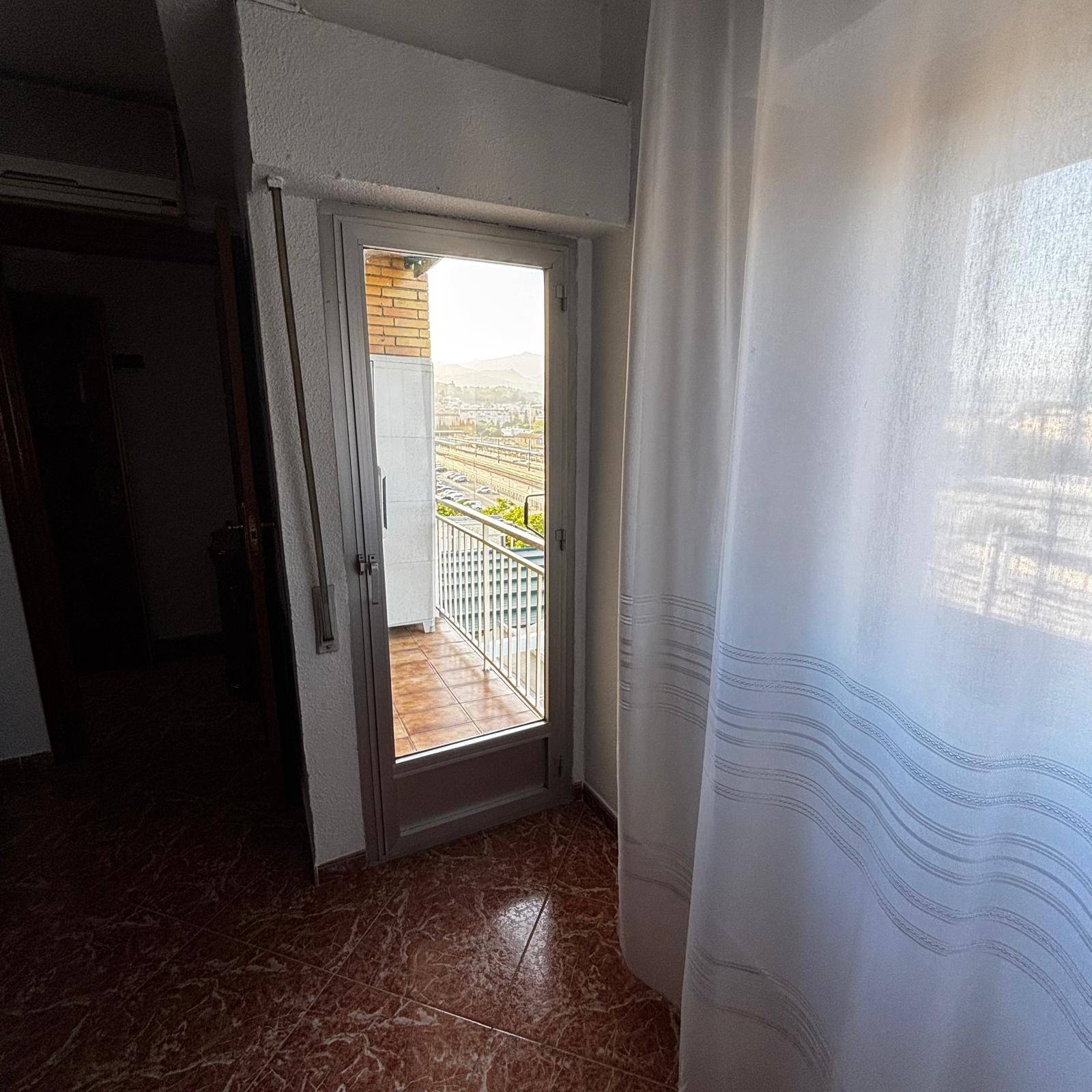 Podkroví v pronájmu in Pajaritos (Granada)