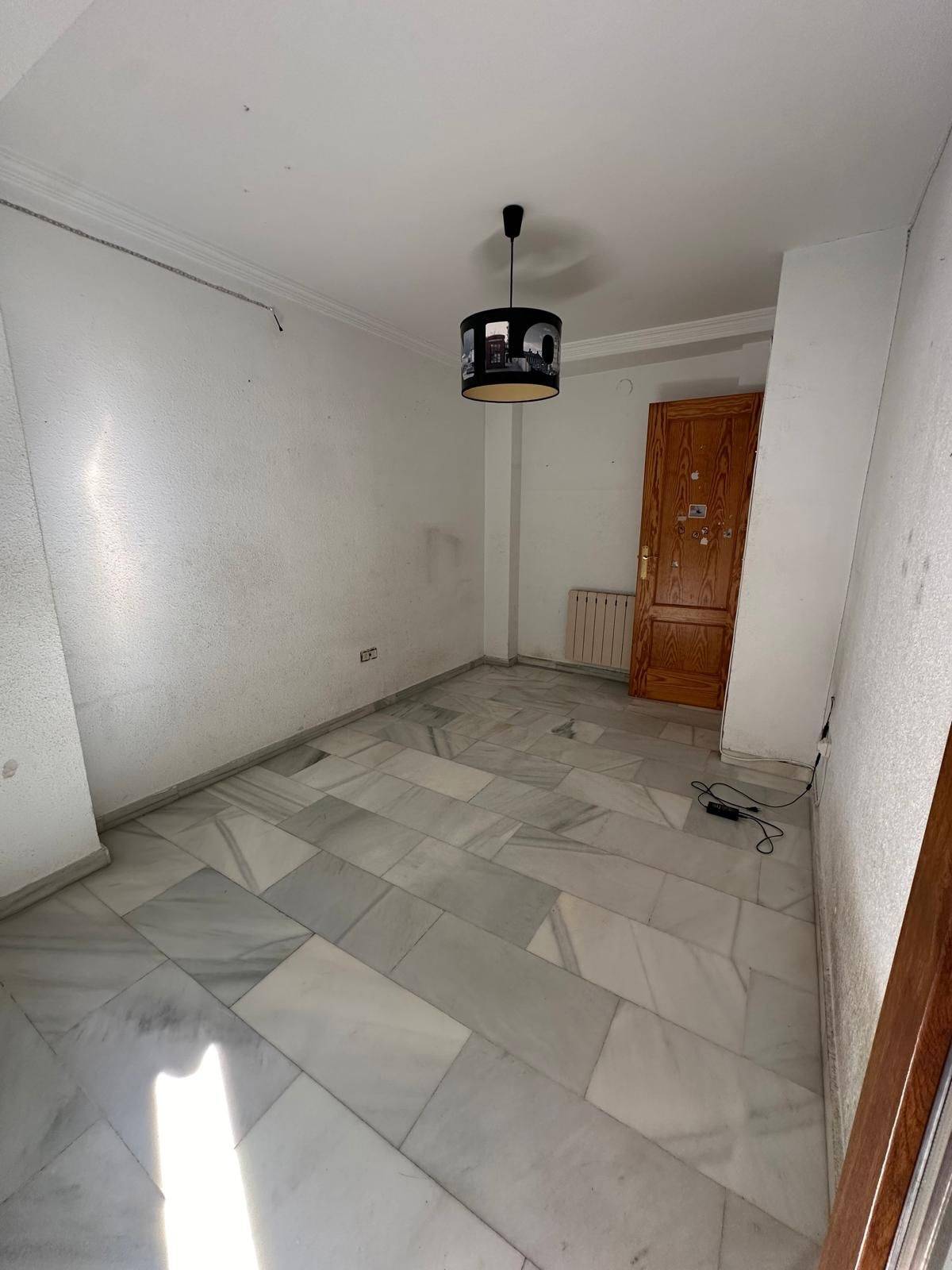 Lejlighed til salg i Centro (Granada)