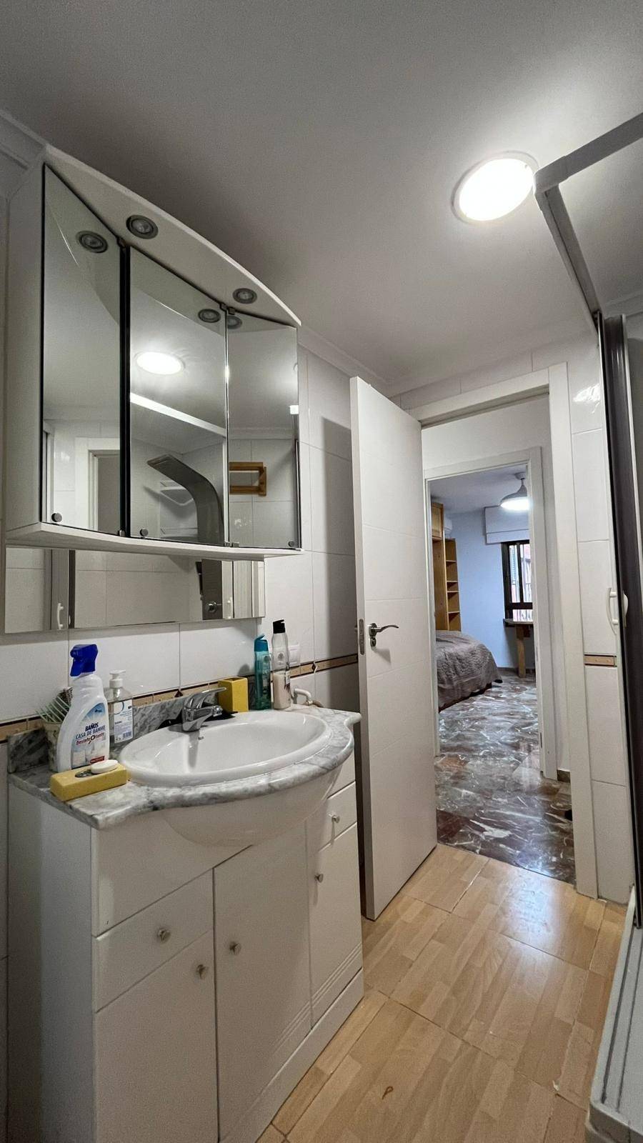 Huoneisto vuokrattavissa Cercado Bajo de Cartuja (Granada)