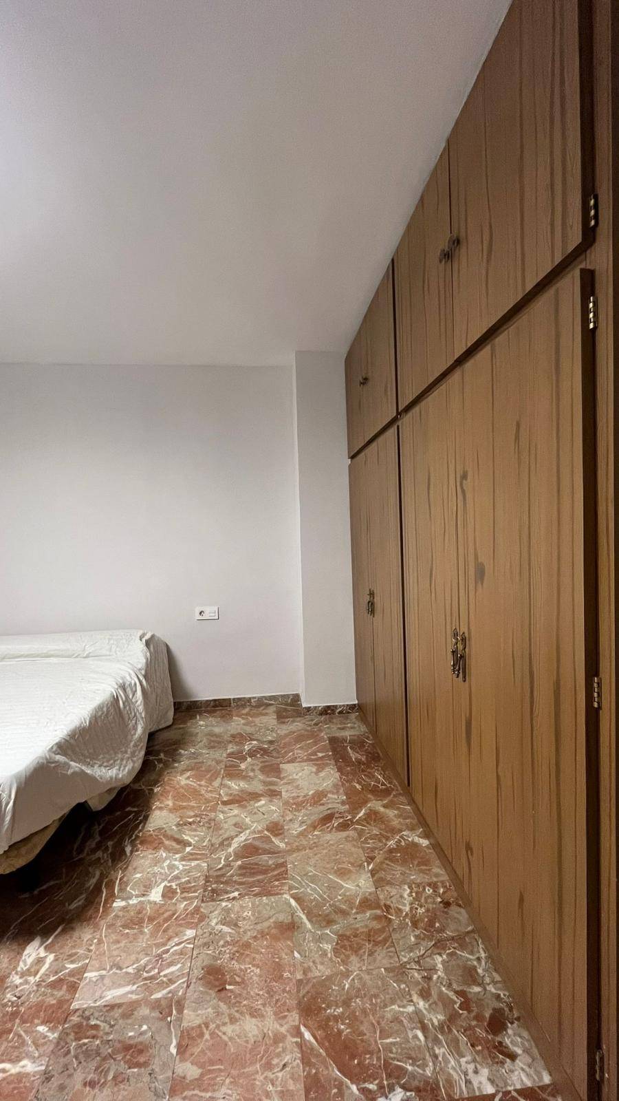 Huoneisto vuokrattavissa Cercado Bajo de Cartuja (Granada)