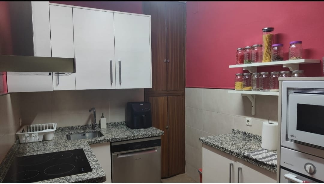 DOS HABITACIONES DISPONIBLES EN CAMINO DE RONDA