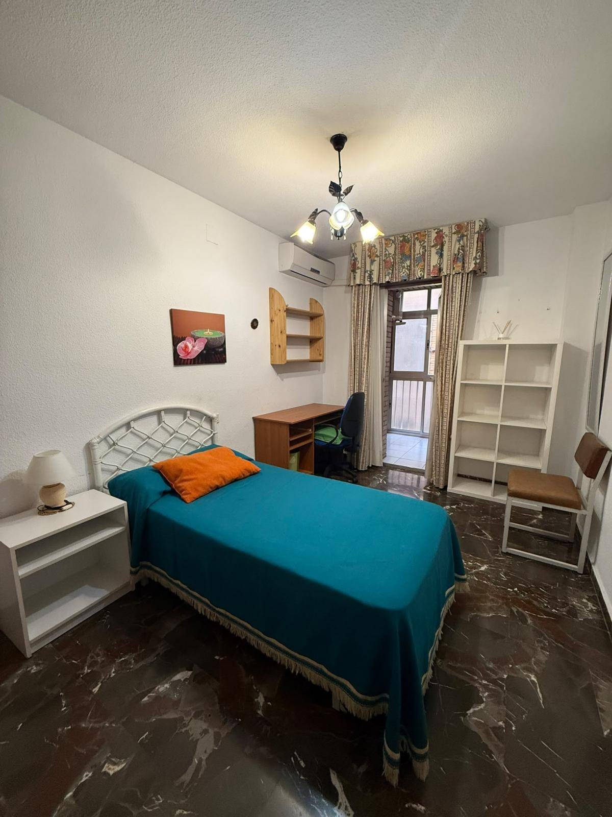 Flat te koop in Joaquina Eguaras (Granada)