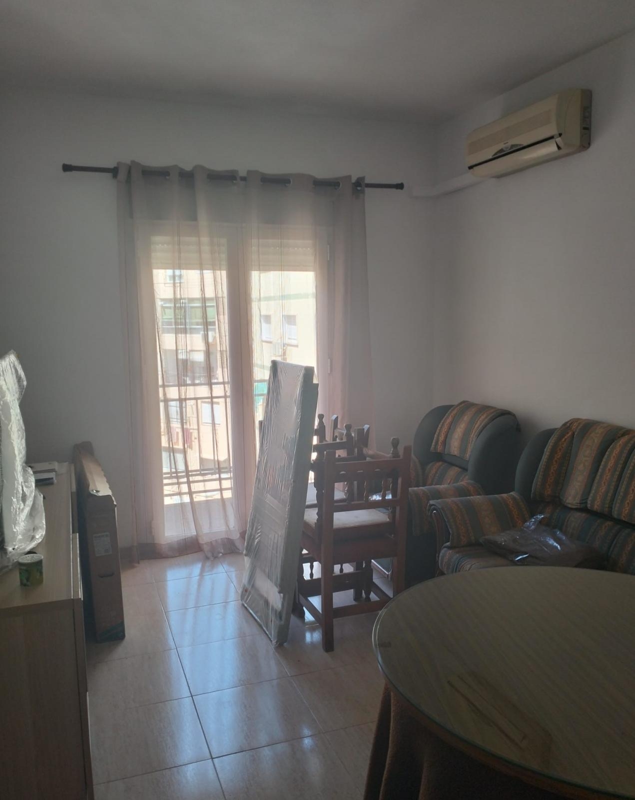 Huoneisto vuokrattavissa Cercado Bajo de Cartuja (Granada)