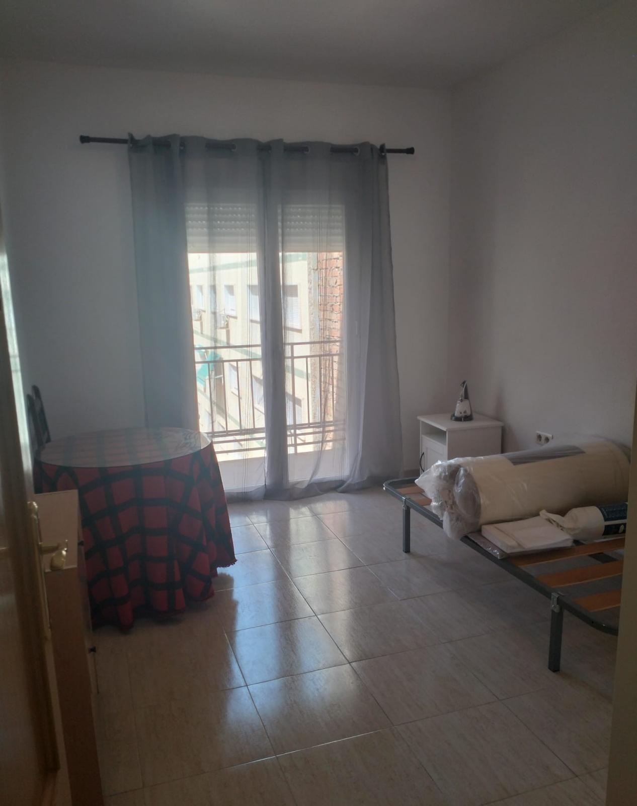 Huoneisto vuokrattavissa Cercado Bajo de Cartuja (Granada)