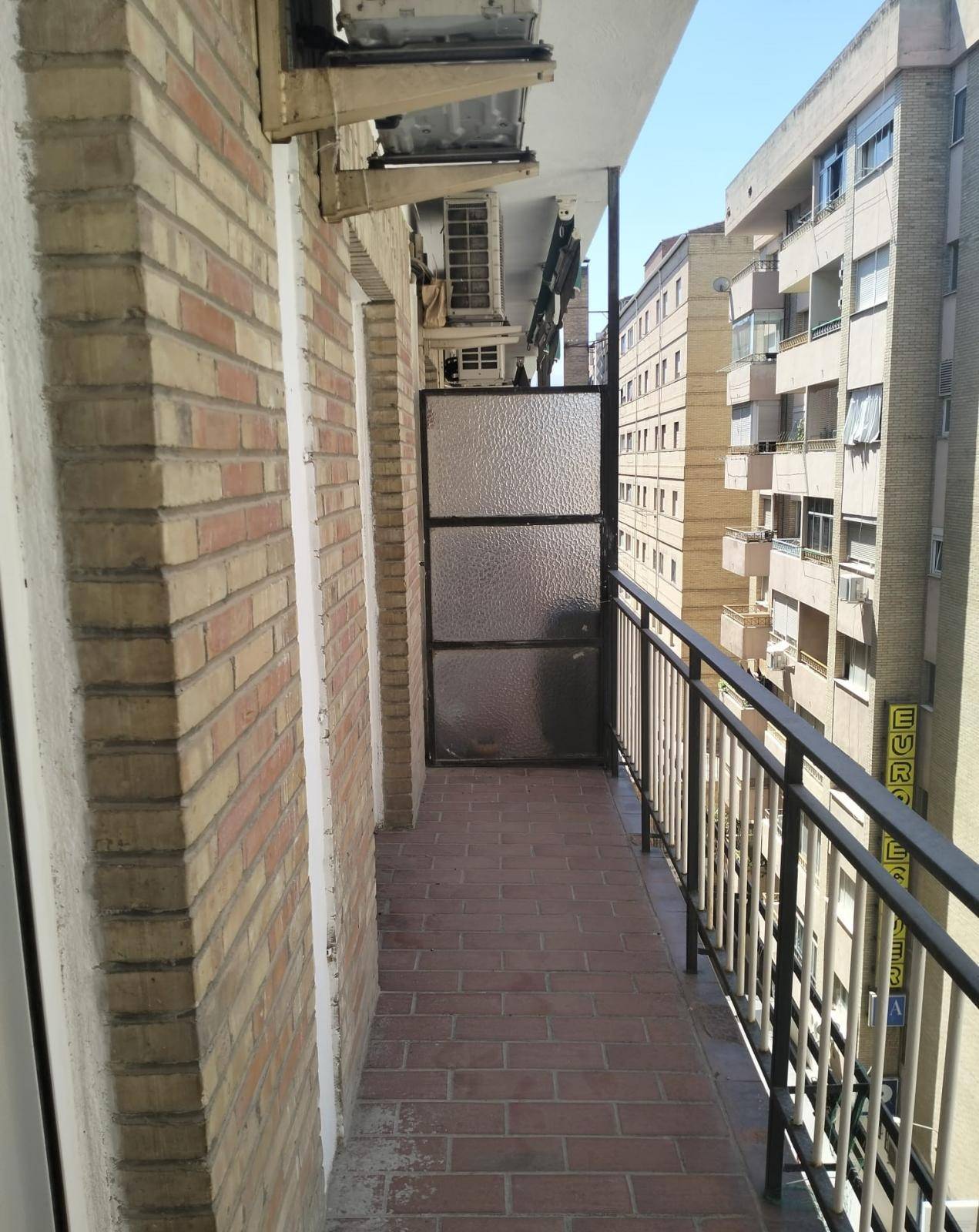 Huoneisto vuokrattavissa Cercado Bajo de Cartuja (Granada)