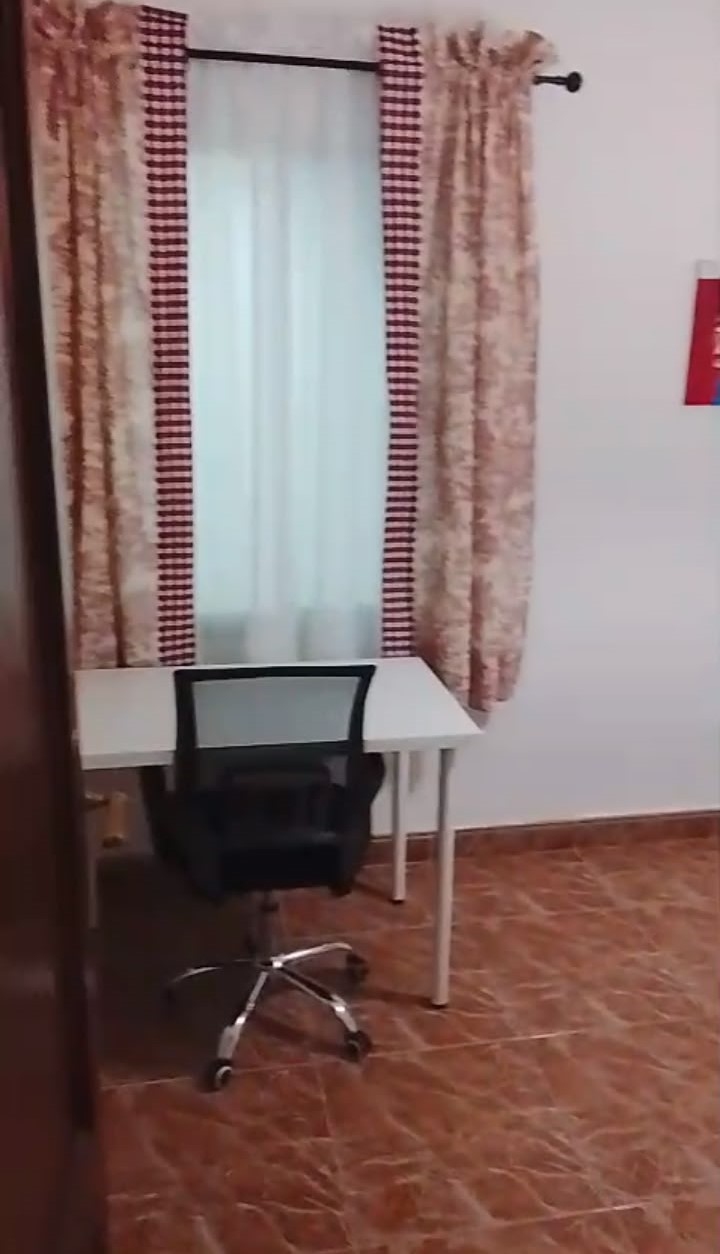 Våning uthyres i Camino de Ronda (Granada)