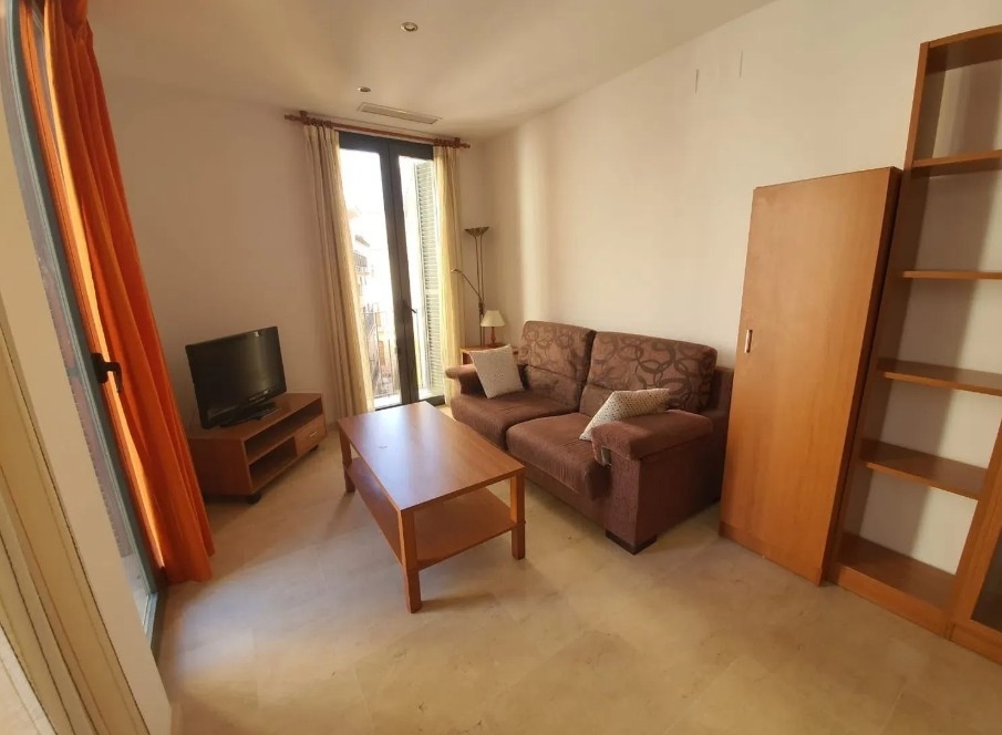 Flat for rent in Centro-Sagrario (Granada)
