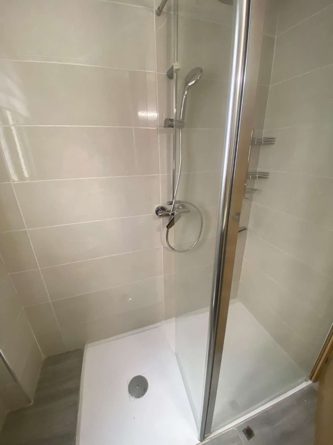 PISO DE TRES DORMITORIOS EN EL REALEJO