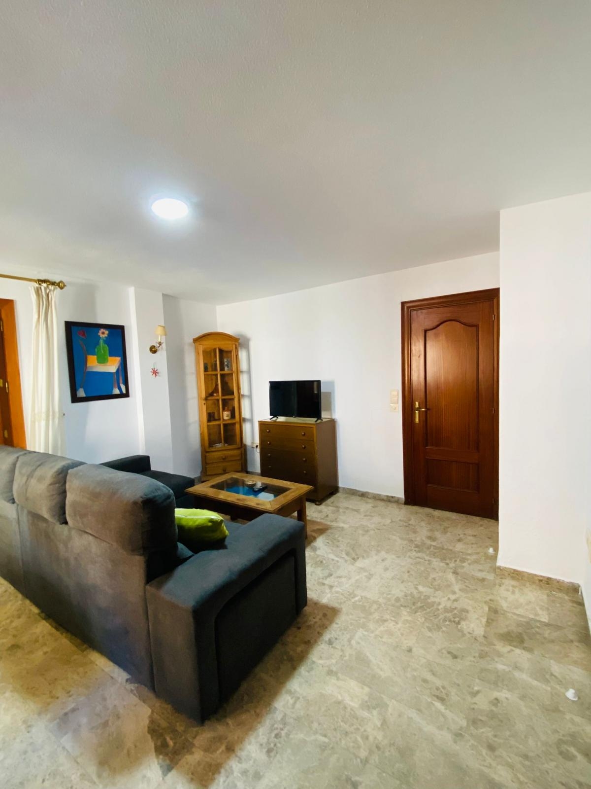 ESTUPENDO PISO  EN PLENO CENTRO DE GRANADA