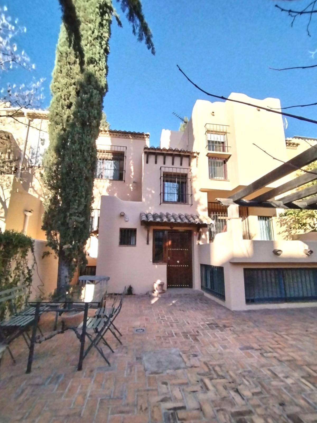 Hus uthyres i Cerrillo de Maracena (Granada)