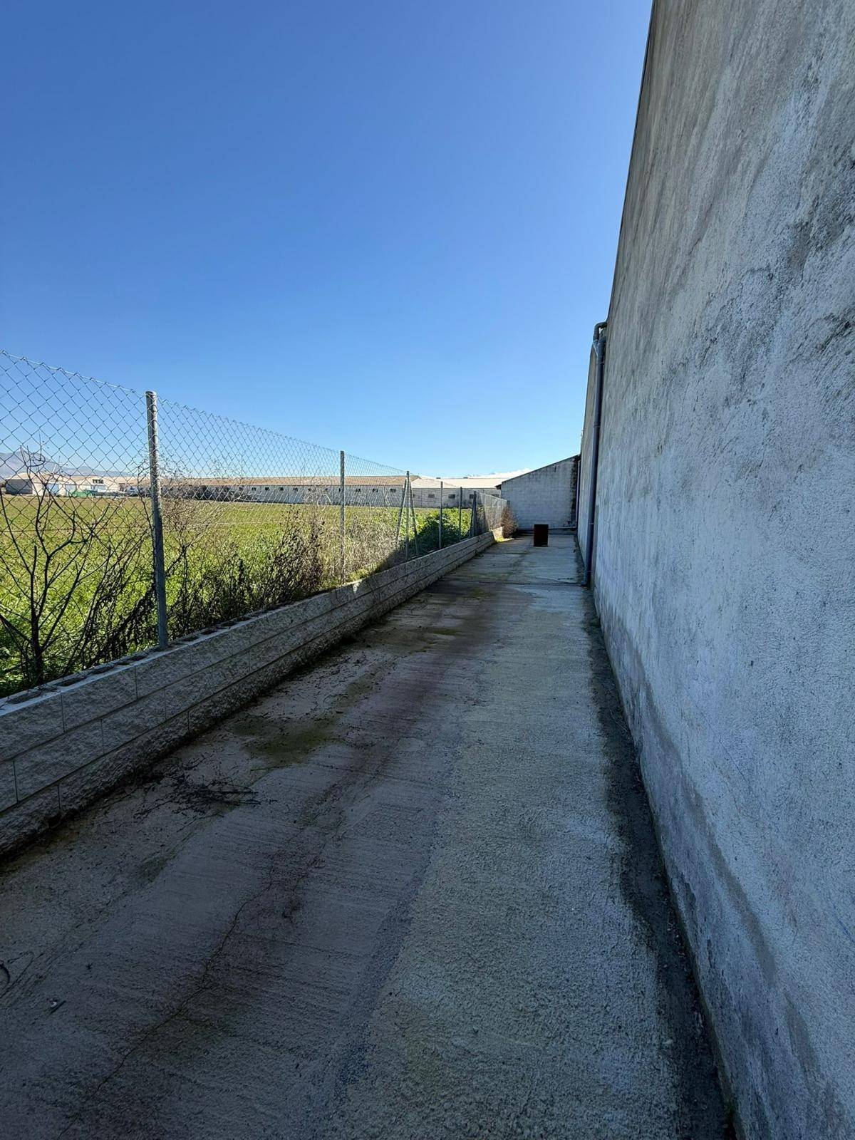 Industriel til salg i Atarfe