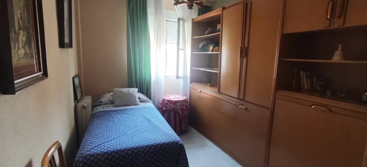 Duplex til leie til Genil (Granada)
